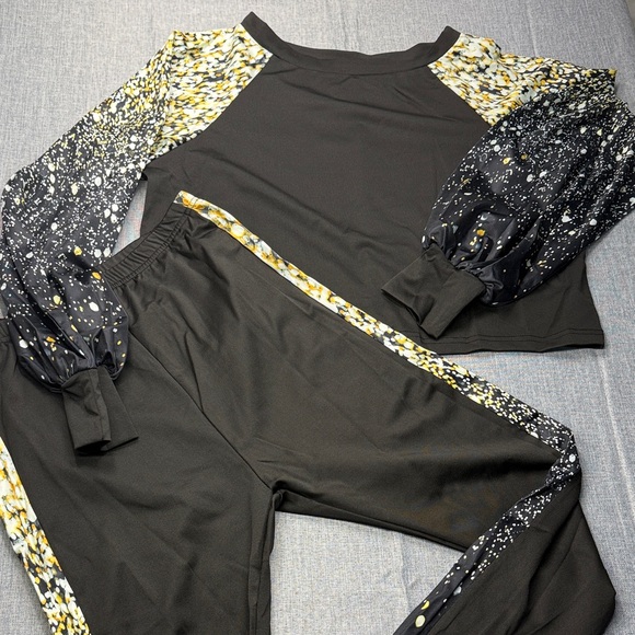 Pants - Black and Yellow Patterned Sleeve Set